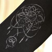The Spirit of OM Langarm-Shirt Chakra-Flower, schwarz
