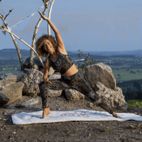 The Spirit of OM Yoga-Bra Maui black-nature